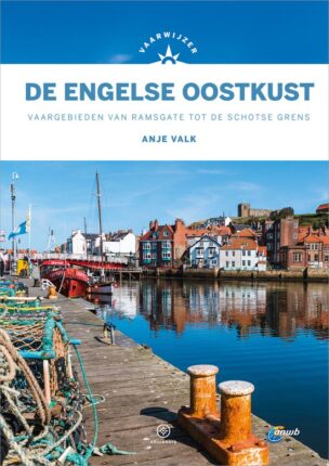 Vaarwijzer Engelse Oostkust door Anje Valk, loods, waterbestendig papier, navigatiegids voor zeiltochten UK East Coast.