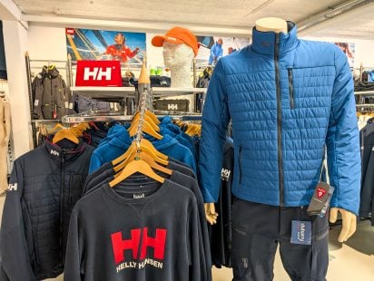 Winkel_Helly-min