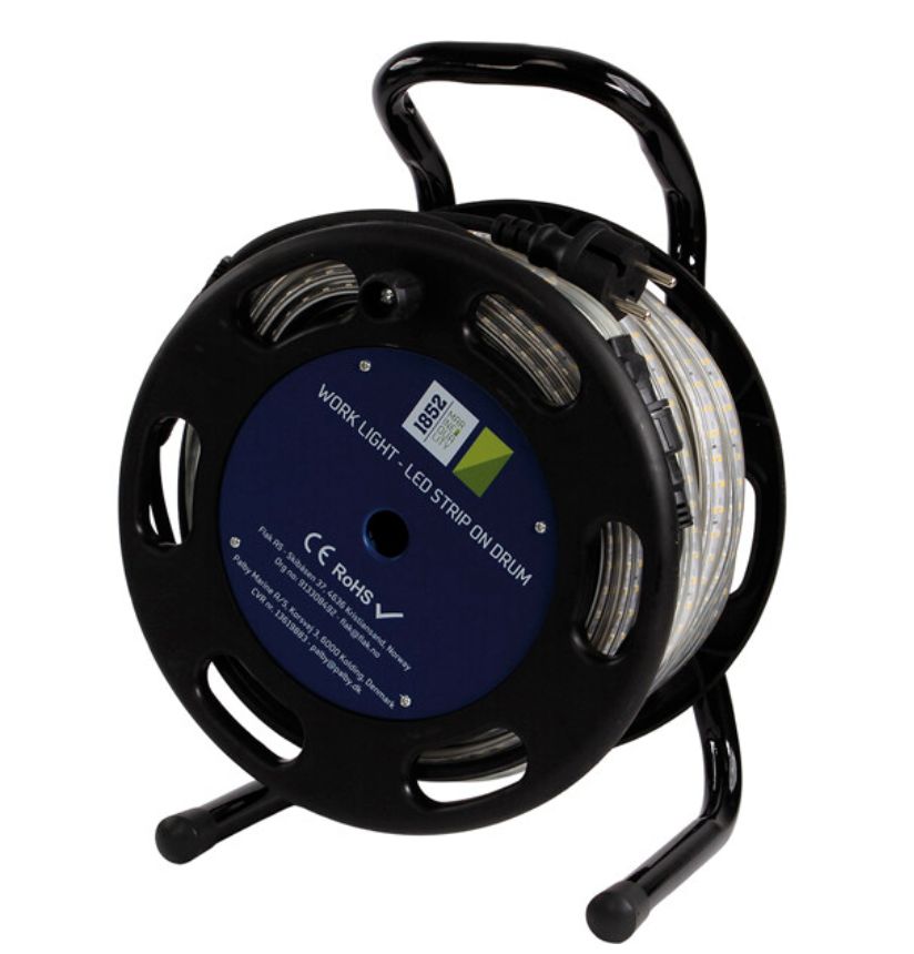 Sea Knot Bingo (kopie) LED-strip-werklamp op zwarte haspel met handgreep, vier poten; IP-gecertificeerd voor dekverlichting aan boord.